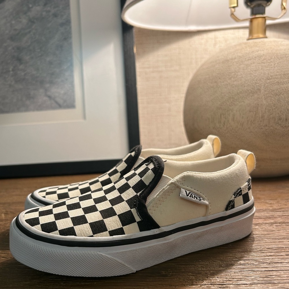 Kids size 11 black/white checkered slip ons- never worn outside